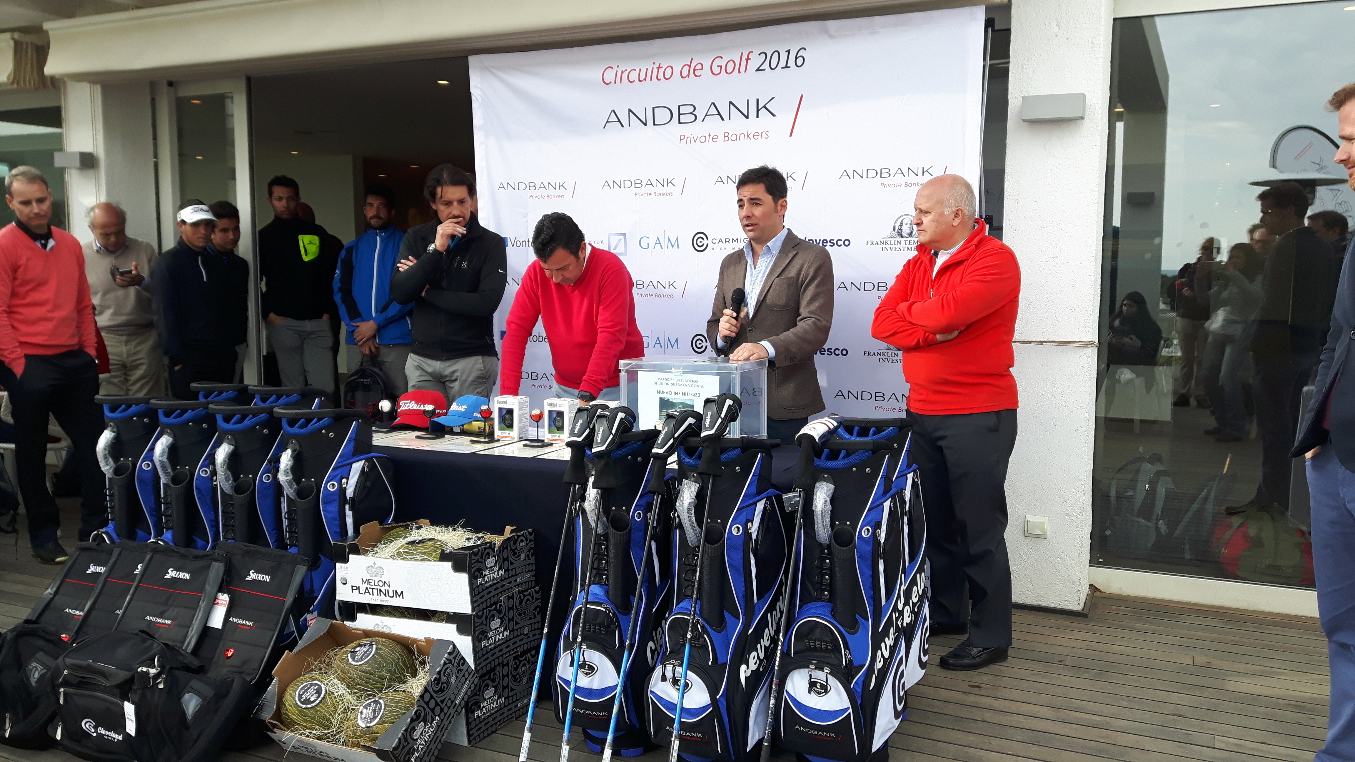 El primer torneo del circuito de golf Andbank reúne a más de 80 jugadores en Sitges